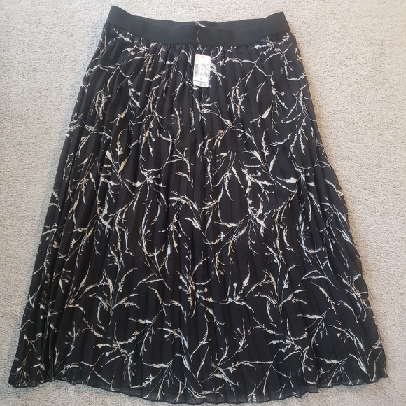 Christopher & Banks Dresses & Skirts - Skirt